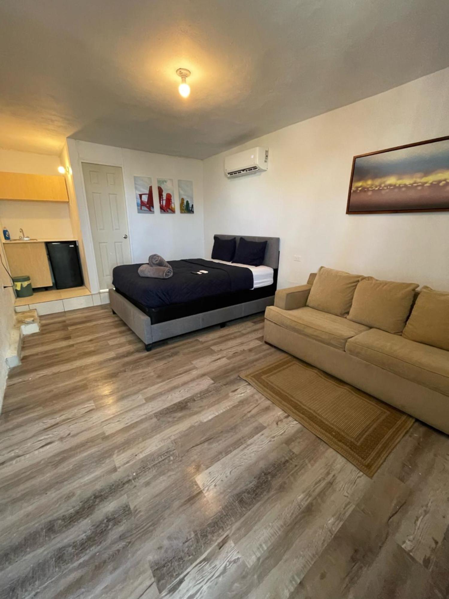 Las Olas Beach Apartments Arecibo Kültér fotó